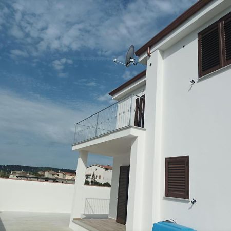 Appartement F2 Meuble Loculi Luaran gambar